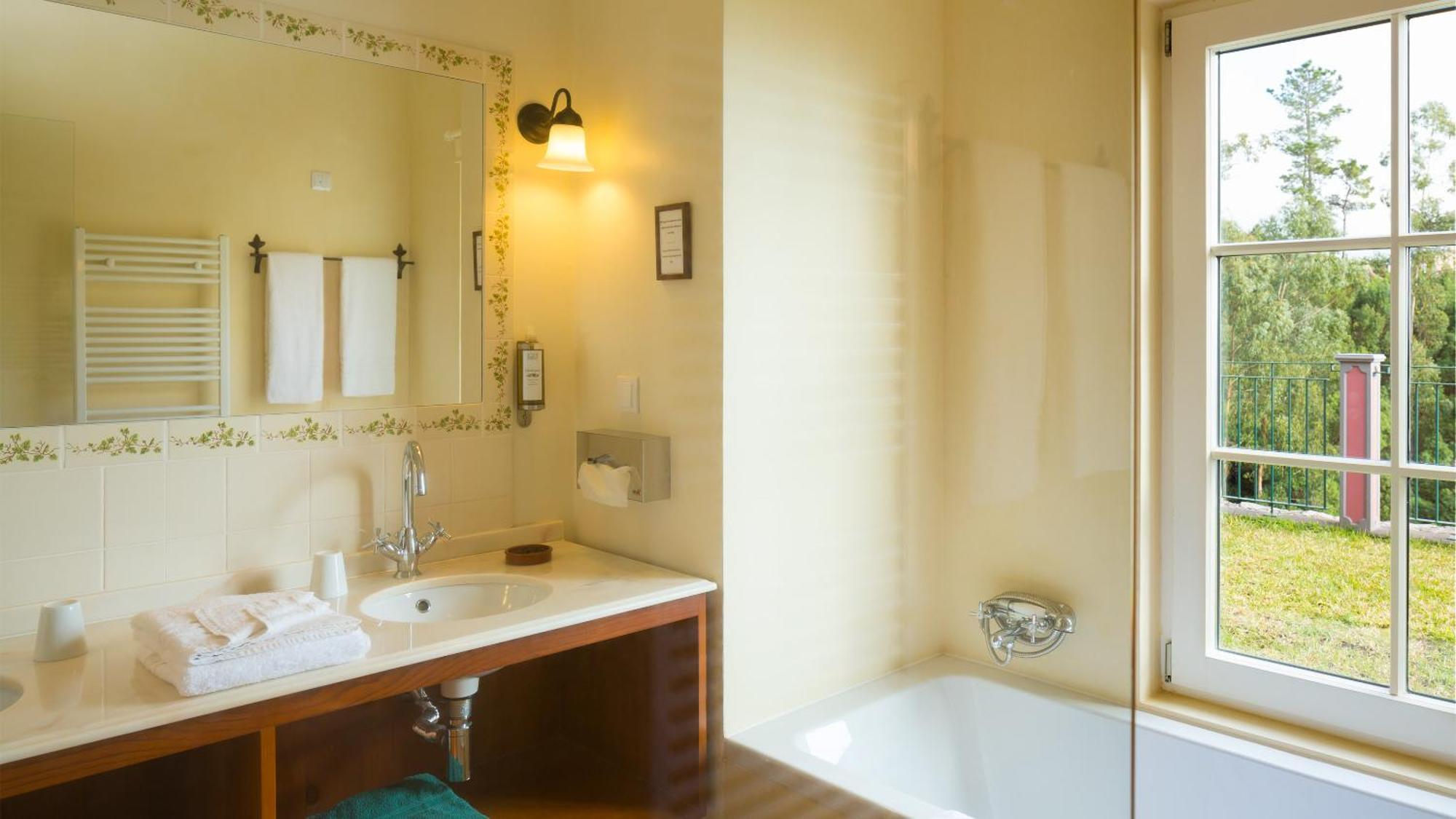 Atrio Hotel Estreito Da Calheta Værelse billede