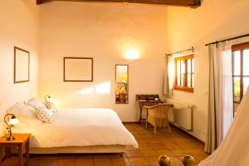 Atrio Hotel Estreito Da Calheta Eksteriør billede