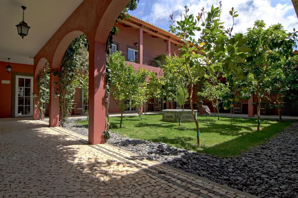 Atrio Hotel Estreito Da Calheta Eksteriør billede